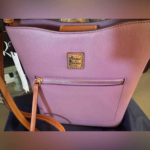 Dooney & Bourke large Lavender purple leather two-way shoulder Crossbody Bag NWT - Picture 8 of 14
